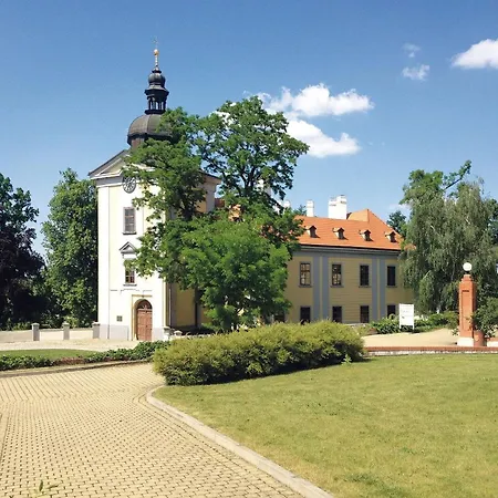 Pytloun Chateau Ctěnice