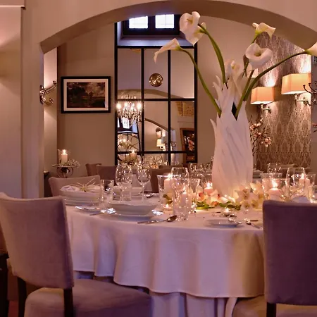 Pytloun Chateau Ctenice 4* Praag