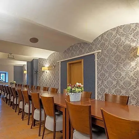Pytloun Chateau Ctenice Hotel