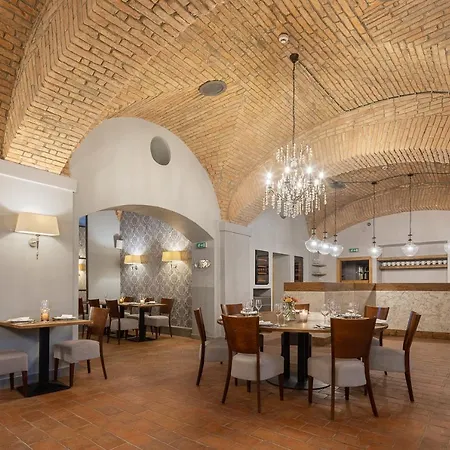 Pytloun Chateau Hotel Ctenice 4*