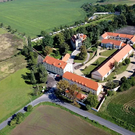 Hotel Pytloun Chateau Ctenice 4*